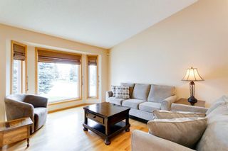Photo 2: 37 Edgepark Place NW in Calgary: Edgemont Detached for sale : MLS®# A1226227