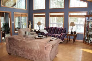 Photo 3: 22 St Andrews View in Traverse Bay: Grand Pines Golf Course Residential for sale (R27)  : MLS®# 202027370