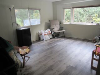 Photo 12: 11121 BARNES Road in Mission: Dewdney Deroche Manufactured Home for sale : MLS®# R2828468