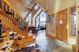 Photo 2: 220 Eagle Point: Canmore Detached for sale : MLS®# A2112877
