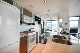 Photo 11: 3503 928 Beatty Street in Vancouver: Yaletown Condo for sale (Vancouver West)  : MLS®# R2212258