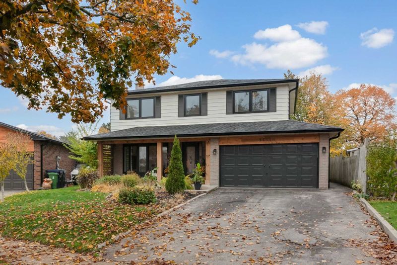 FEATURED LISTING: 7 Chapais Crescent Toronto