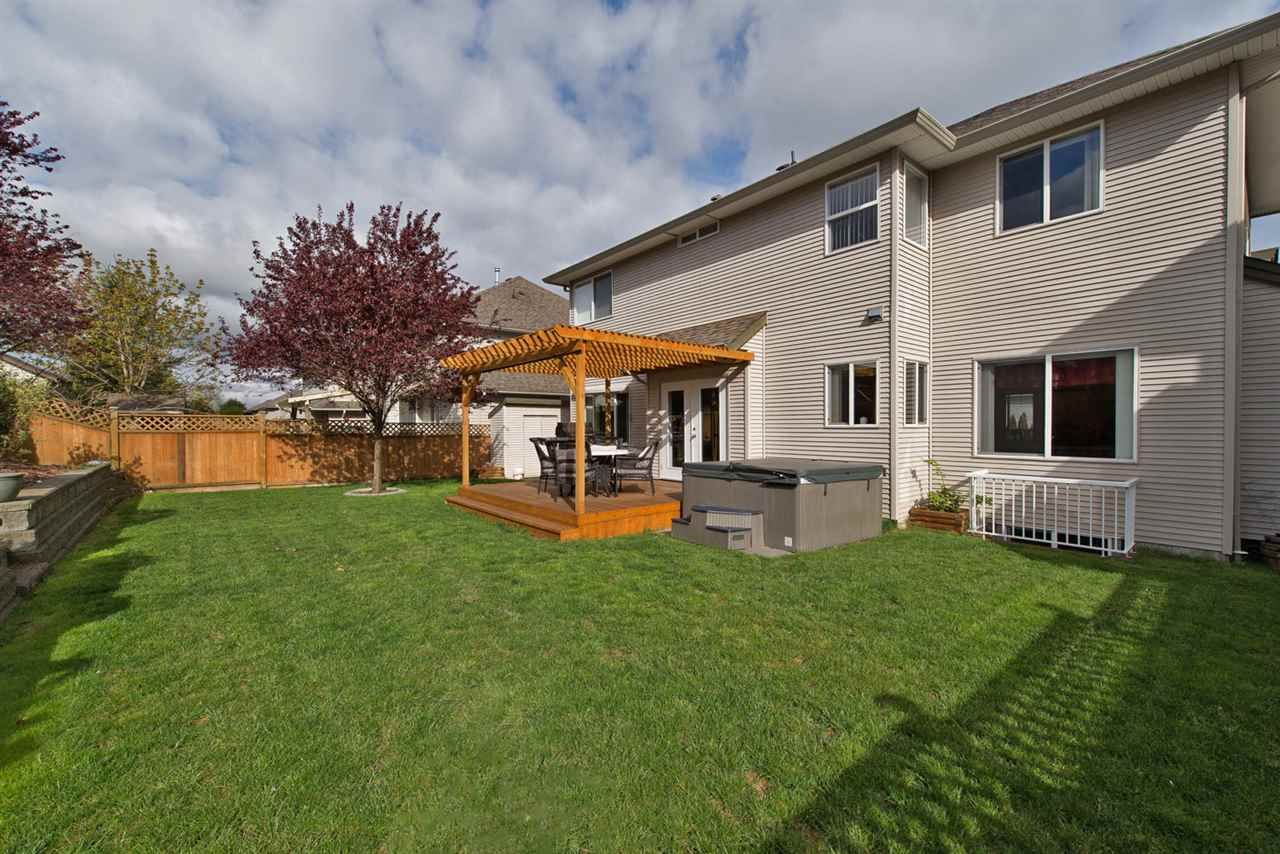 Photo 18: Photos: 27968 TRESTLE Avenue in Abbotsford: House for sale in "West Abbotsford Station" : MLS®# R2023058
