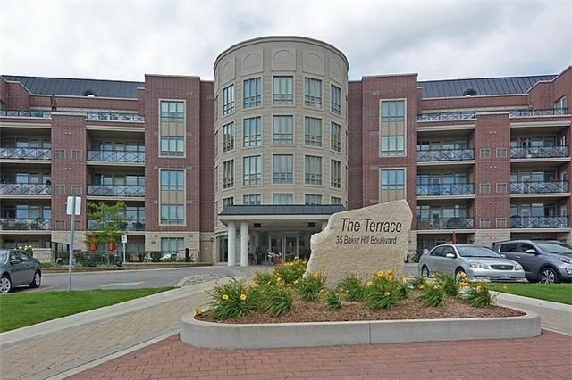 Main Photo: Ph 1 35 Baker Hill Boulevard in Whitchurch-Stouffville: Stouffville Condo for sale : MLS®# N3304551