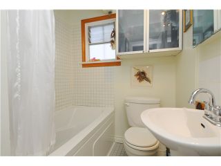 Photo 5: 3570 TRIUMPH Street in Vancouver: Hastings East House for sale in "THE HEIGHTS" (Vancouver East)  : MLS®# V989031