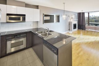 Photo 4: 905 4178 DAWSON Street in Burnaby: Brentwood Park Condo for sale (Burnaby North)  : MLS®# R2013019