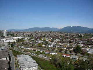 Photo 2: PH3 4888 BRENTWOOD Drive in Burnaby: Brentwood Park Condo for sale in "FITZGERALD" (Burnaby North)  : MLS®# V1076480