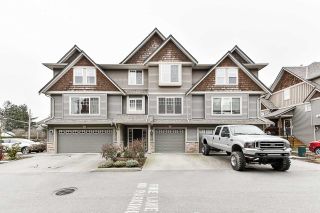 Photo 2: 17 8880 NOWELL Street in Chilliwack: Chilliwack E Young-Yale Townhouse for sale in "Pardside" : MLS®# R2538422