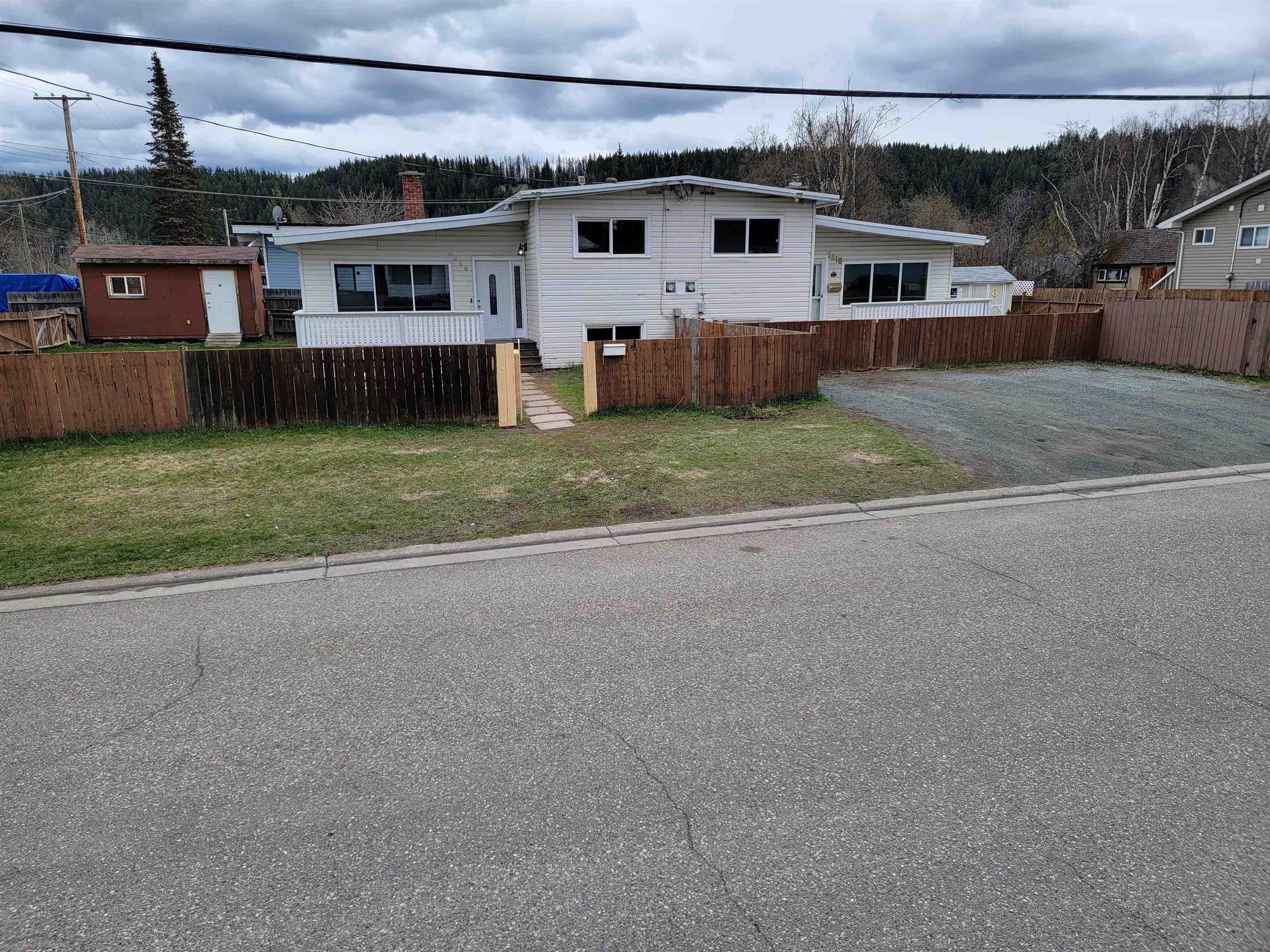 Main Photo: 2606 - 2610 LILLOOET Street in Prince George: South Fort George Duplex for sale (PG City Central (Zone 72))  : MLS®# R2685740