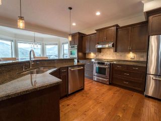 Photo 8: 2130 CANTLE Court in Kamloops: Batchelor Heights House for sale : MLS®# 172961