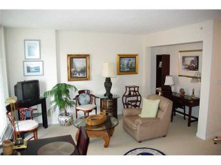 Photo 4: 402 813 AGNES Street in New Westminster: Downtown NW Condo for sale in "THE NEWS" : MLS®# V825673