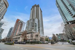 Photo 2: 104 1139 W CORDOVA Street in Vancouver: Coal Harbour Townhouse for sale in "Two Harbour Green" (Vancouver West)  : MLS®# R2769179
