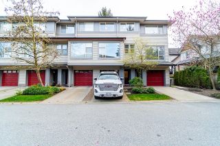 Photo 2: 11 6033 168 Street in Surrey: Cloverdale BC Townhouse for sale in "CHESTNUT" (Cloverdale)  : MLS®# R2686896