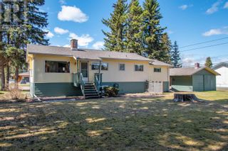 Photo 21: 1511 COLUMBIA DRIVE in Smithers: House for sale : MLS®# R2745647