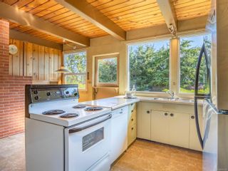 Photo 9: 9202 Finlay Lane in North Saanich: NS Bazan Bay House for sale : MLS®# 915518