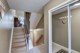Photo 2: 20 27 Silver Springs Drive NW in Calgary: Silver Springs Row/Townhouse for sale : MLS®# A1204191