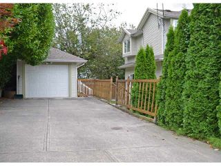 Photo 18: 393 MARMONT Street in Coquitlam: Central Coquitlam 1/2 Duplex for sale in "AUSTIN HIGHTS" : MLS®# V1082652