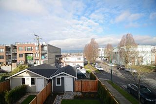 Photo 17: 2195 E PENDER Street in Vancouver: Hastings House for sale (Vancouver East)  : MLS®# R2022841