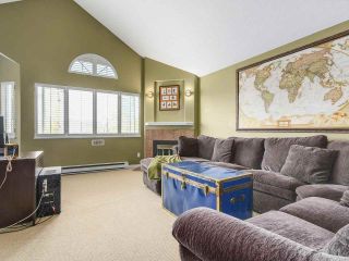 Photo 2: 304 8120 BENNETT Road in Richmond: Brighouse South Condo for sale : MLS®# R2191205