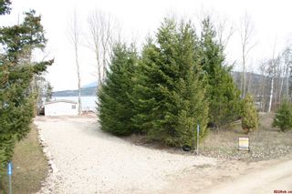 Photo 3: 5362 Pierre's Point Road in Salmon Arm: Waterfront House for sale : MLS®# Exclusive