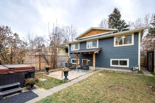 Photo 6: 243 Midridge Crescent SE in Calgary: Midnapore Detached for sale : MLS®# A2093971