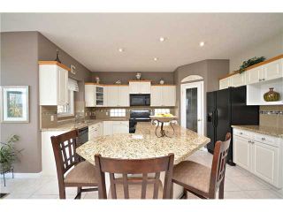 Photo 7: 50 VALLEY PONDS Way NW in CALGARY: Valley Ridge Residential Detached Single Family for sale (Calgary)  : MLS®# C3545460
