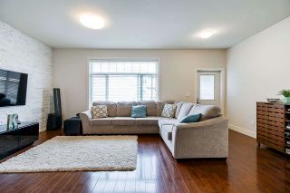 Photo 8: 13979 64 Avenue in Surrey: East Newton 1/2 Duplex for sale : MLS®# R2478674
