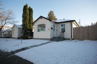 Photo 3: 574 Deniset Street in Winnipeg: Norwood Residential for sale (2B)  : MLS®# 202330598