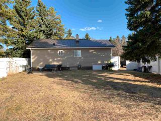 Photo 3: 4816 50 Street: Amisk House for sale : MLS®# E4240514