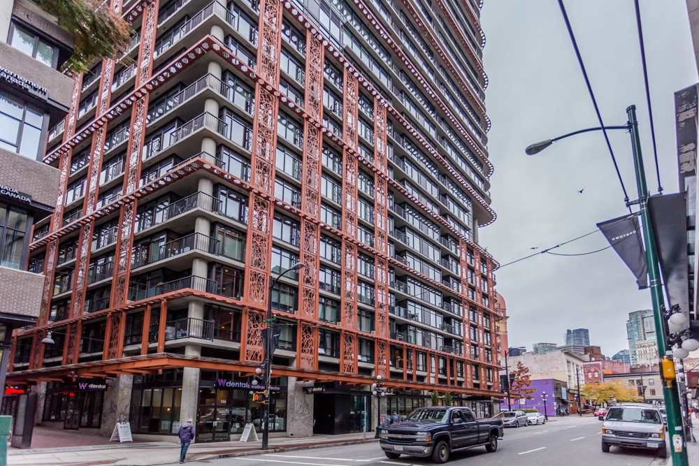 Main Photo: 4008 128 W CORDOVA Street in Vancouver: Downtown VW Condo for sale in "Woodwards" (Vancouver West)  : MLS®# R2010688