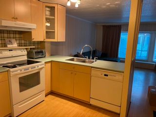 Photo 2: 37 4200 DEWDNEY TRUNK Road in Coquitlam: Ranch Park Manufactured Home for sale in "HIDEAWAY PARK" : MLS®# R2740993