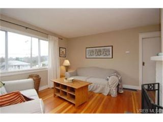Photo 3:  in VICTORIA: SW Marigold House for sale (Saanich West)  : MLS®# 457584