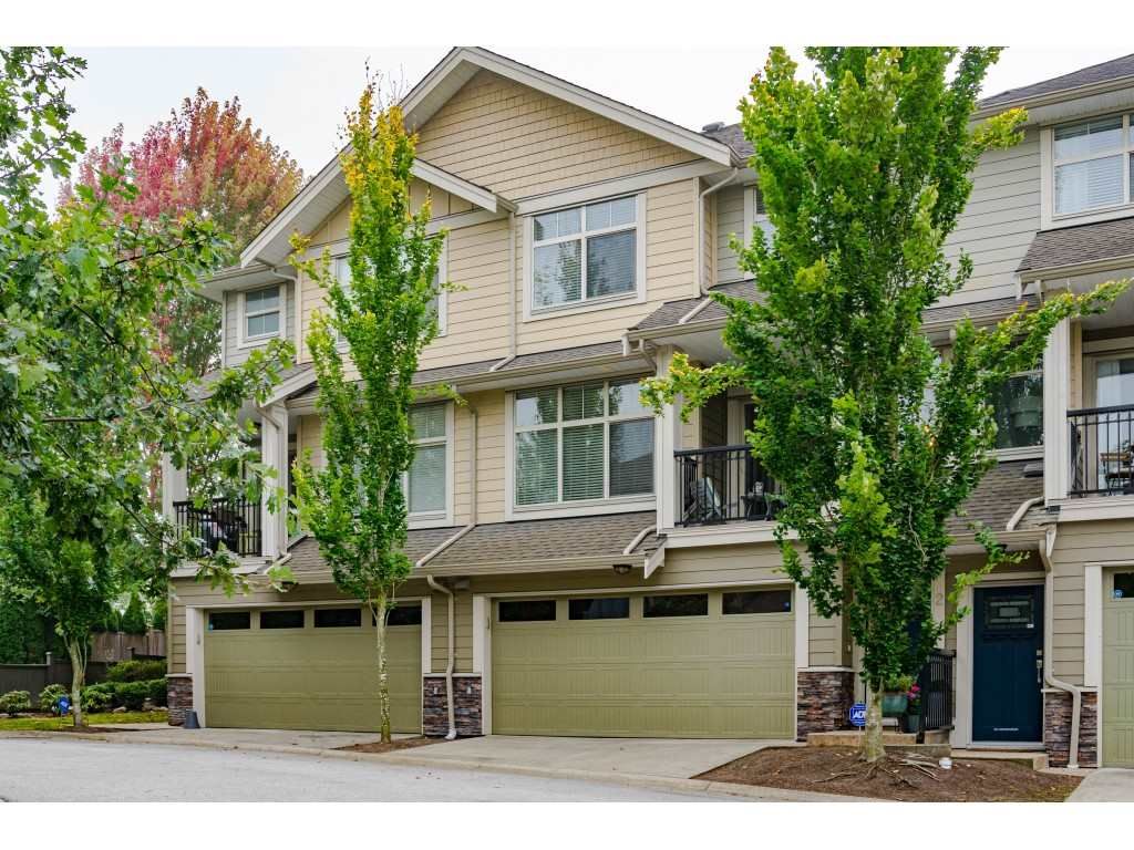 Main Photo: 2 22225 50TH Avenue in Langley: Murrayville Townhouse for sale in "Murray's Landing" : MLS®# R2498843