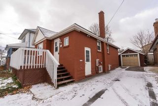 Photo 2: 210 Gibbons Street in Oshawa: McLaughlin House (Bungalow) for sale : MLS®# E5835370