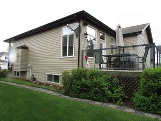 Photo 4: 1305 2nd ST: Sundre Detached for sale : MLS®# A1120309