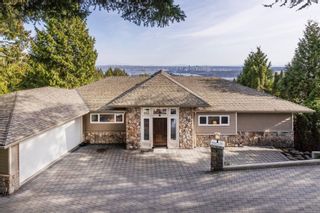 Main Photo: 1371 BURNSIDE Road in West Vancouver: Chartwell House for sale in "British Properties" : MLS®# R2854842