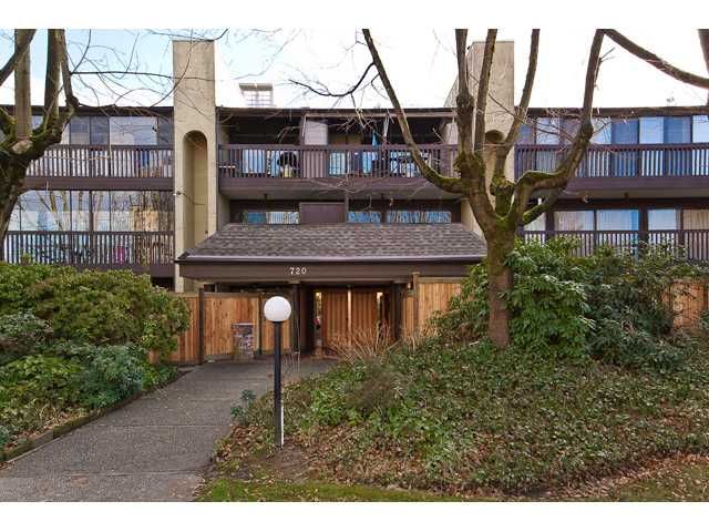 Main Photo: 202 720 8TH Avenue in New Westminster: Uptown NW Condo for sale in "SAN SEBASTIAN" : MLS®# V924982