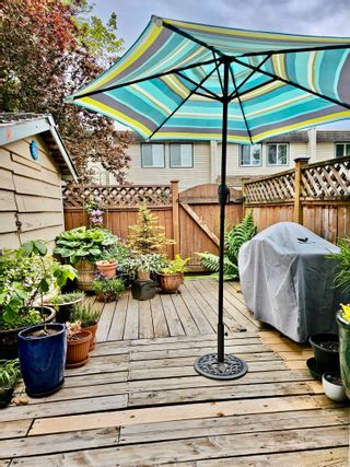Photo 16: 40 4955 57 Street in Delta: Hawthorne Townhouse for sale in "THE OASIS" (Ladner)  : MLS®# R2884046
