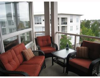 Photo 8: 413 4600 WESTWATER Drive in Richmond: Steveston South Condo for sale in "COPPER SKY EASY" : MLS®# V775539
