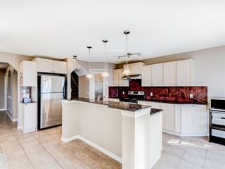Photo 4: 236 Chapalina Heights SE in Calgary: Chaparral Detached for sale : MLS®# A1078457