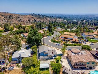 Photo 3: 13697 Decliff Drive in Whittier: Residential for sale (670 - Whittier)  : MLS®# PW22131100