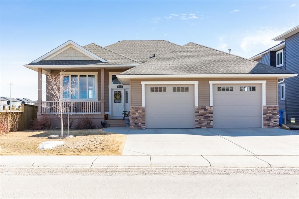 Main Photo: 481 Sunset Link: Crossfield Detached for sale : MLS®# A1081449
