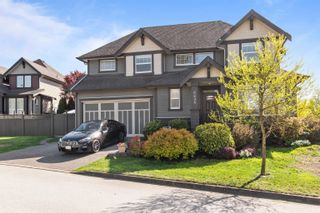 Main Photo: 6898 177 Street in Surrey: Cloverdale BC House for sale (Cloverdale)  : MLS®# R2890924