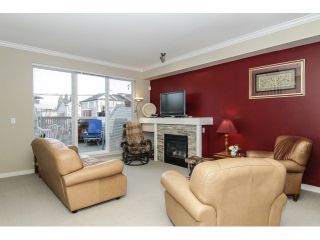 Photo 2: 52 7155 189 Street in Surrey: Clayton Townhouse for sale in "BACARA" (Cloverdale)  : MLS®# F1420610