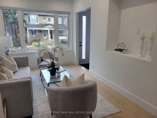 Photo 6: 212 Victor Avenue in Toronto: North Riverdale House (2-Storey) for sale (Toronto E01)  : MLS®# E8205432