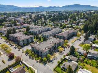 Main Photo: 206 2068 SANDALWOOD Crescent in Abbotsford: Central Abbotsford Condo for sale in "The Sterling" : MLS®# R2877425