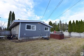 Photo 3: 14704 80 Avenue in Edmonton: Zone 10 House for sale : MLS®# E4382078
