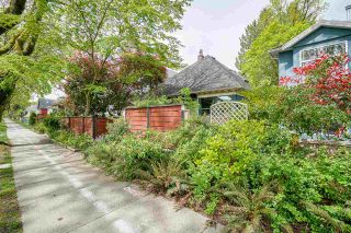 Photo 3: 1849 E 13TH Avenue in Vancouver: Grandview Woodland House for sale in "Grandview Woodland" (Vancouver East)  : MLS®# R2576278