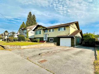 Photo 3: 712 MORRISON Avenue in Coquitlam: Coquitlam West House for sale : MLS®# R2841666