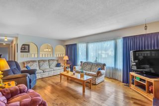Photo 10: 7444 BARMSTON Place in Delta: Nordel House for sale in "Royal York" (N. Delta)  : MLS®# R2542398